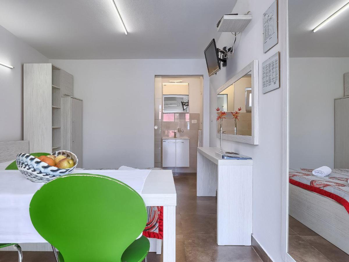 Apartment Nika-10 By Interhome Umag Extérieur photo