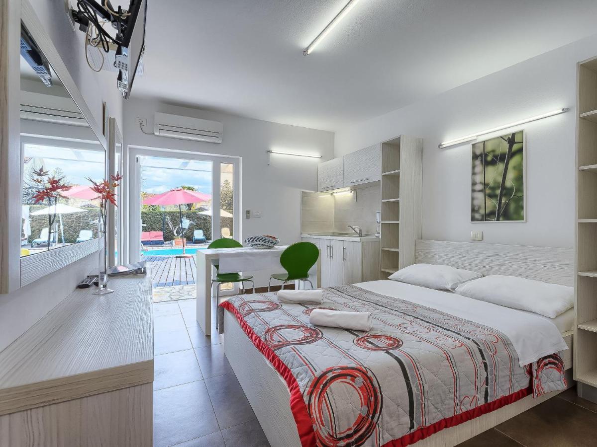 Apartment Nika-10 By Interhome Umag Extérieur photo