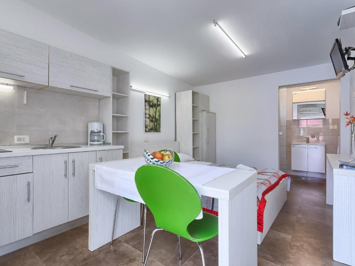 Apartment Nika-10 By Interhome Umag Extérieur photo